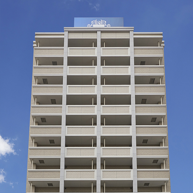 レオンコンフォート　十三